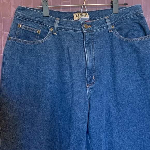 Fleece Lined Relaxed Fit Jeans - Picture 6 of 12